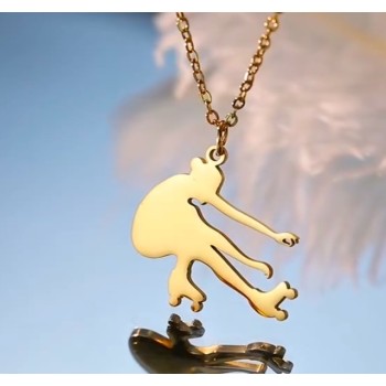 Collar con figura...